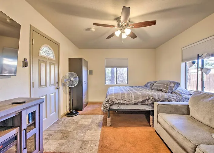 Hot Tub Hideaway In Pinetop: Bring Your Pet! Ferienhaus