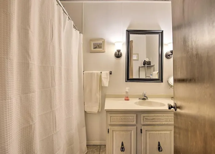 Hot Tub Hideaway In Pinetop: Bring Your Pet! Pinetop-Lakeside