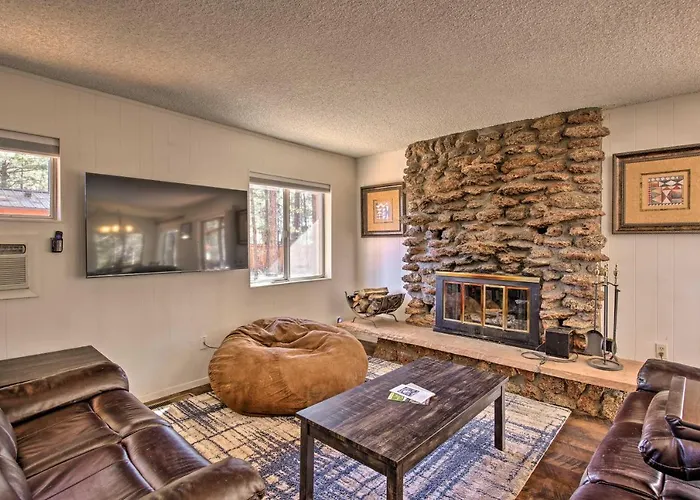 Hot Tub Hideaway In Pinetop: Bring Your Pet! *